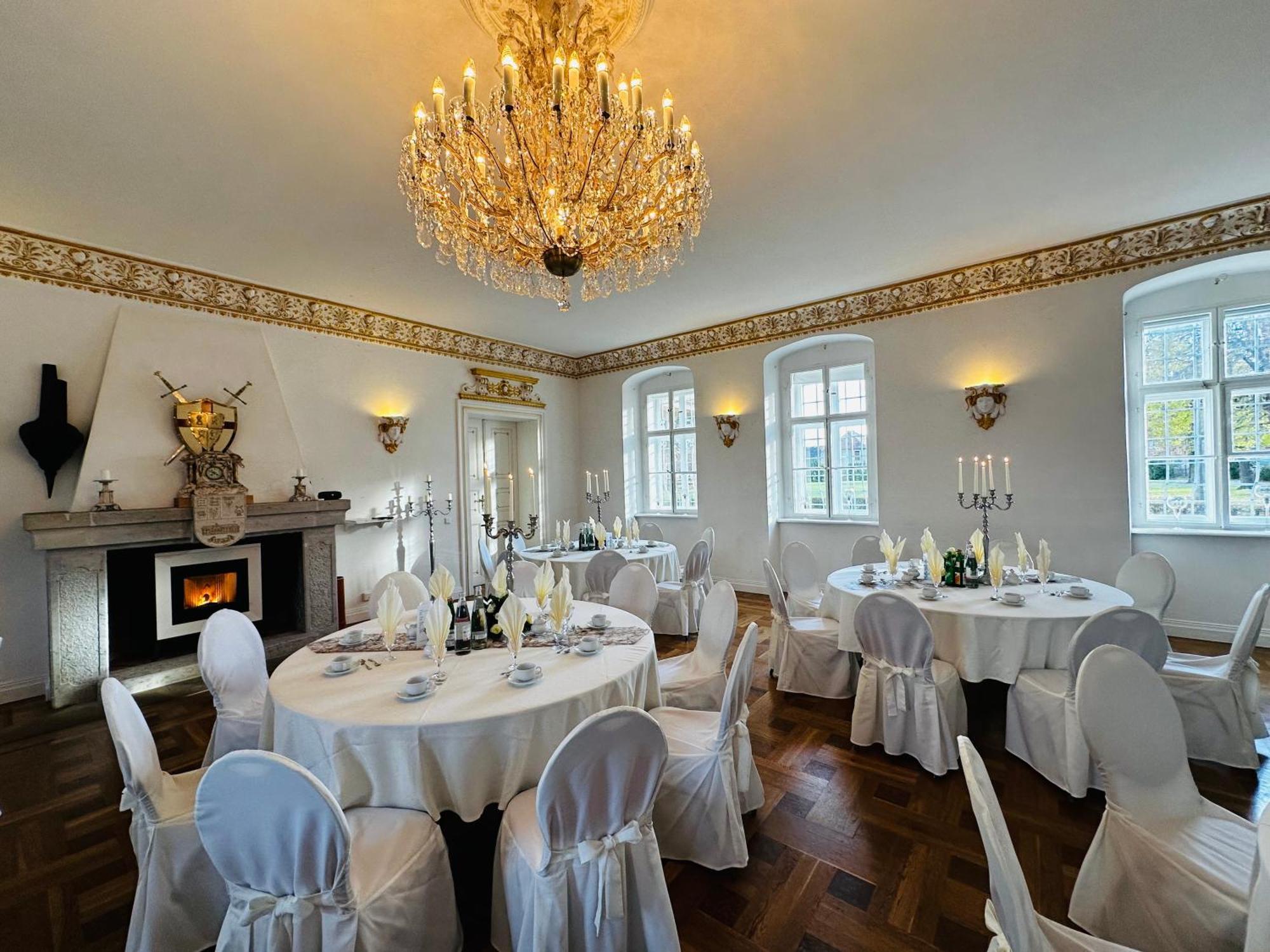 Hotel Garni Schloss Grochwitz Herzberg  Ngoại thất bức ảnh
