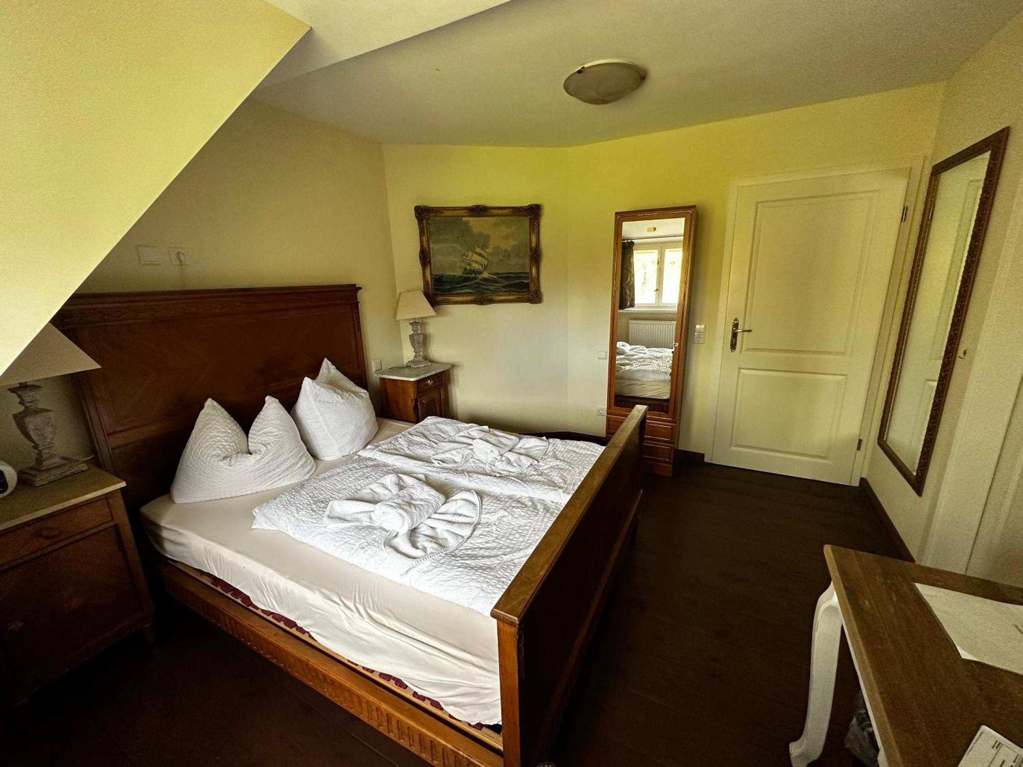 Hotel Garni Schloss Grochwitz Herzberg  Ngoại thất bức ảnh